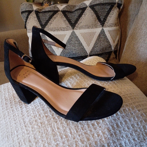 a new day Strappy Heels - Picture 2 of 6